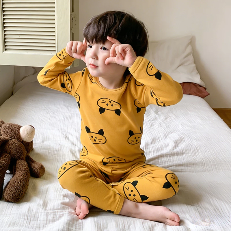 Bộ pijama bé trai họa tiết gấu nâu đáng yêu