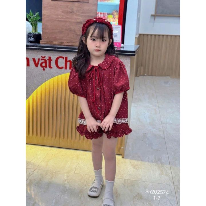 Bộ Đồ Bé Gái Vải Đũi Phối Ren Cổ Nơ Xinh Xắn