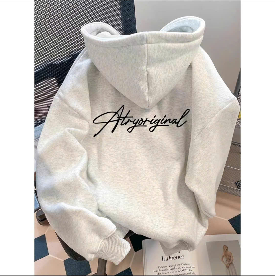 New Model 2-Layer Hooded Zip-Up Fleece Jacket with Basic Loose Form for You to Choose From.