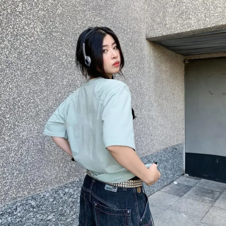 Áo thun trơn unisex form rộng xẻ tà phối thả vai vải cotton dày dặn màu xám và màu xanh nhạt