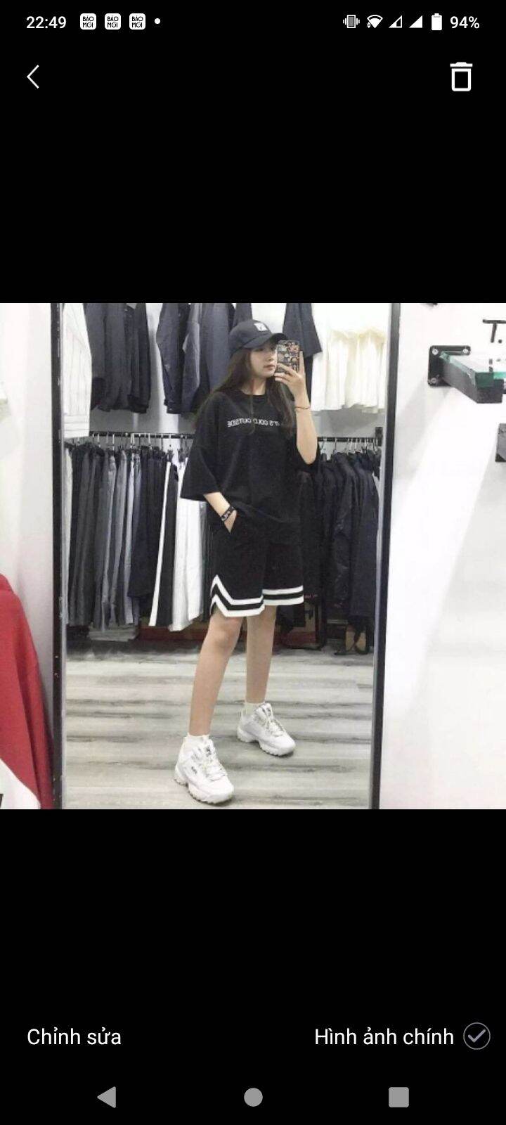 Quần Sooc Nam Nữ Kẻ Viền Trắng Chữ V Ngang Cá Tính,hottrend 2021