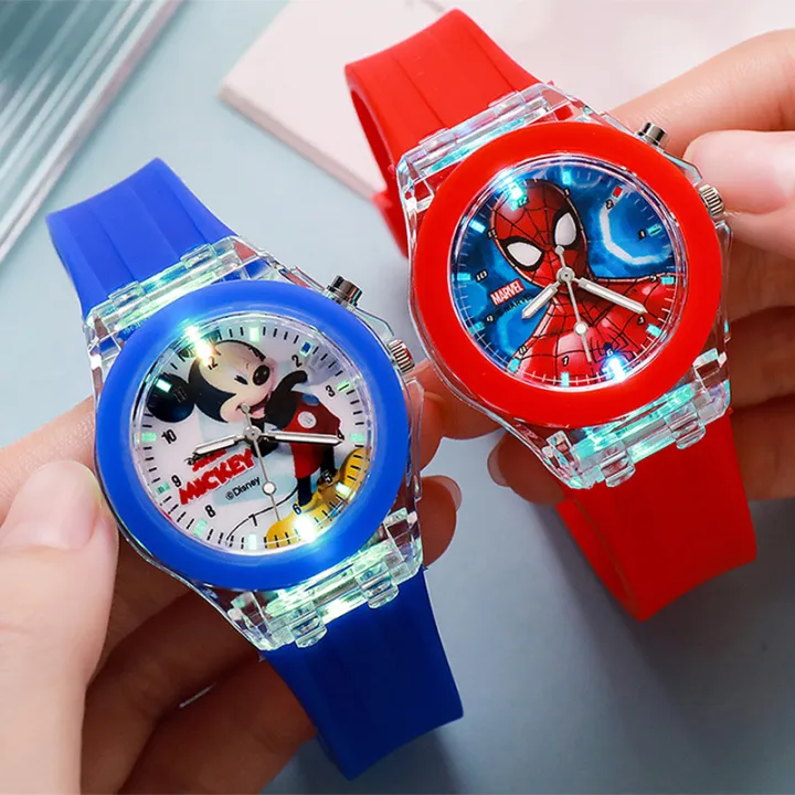 【 Sanhez】 Anime Hello Kitty Spiderman Mickey Minnie Đồng hồ hoạt hình dễ thương mềm màu thạch hình trẻ em phát sáng đồng hồ đeo tay Flash đầy màu sắc